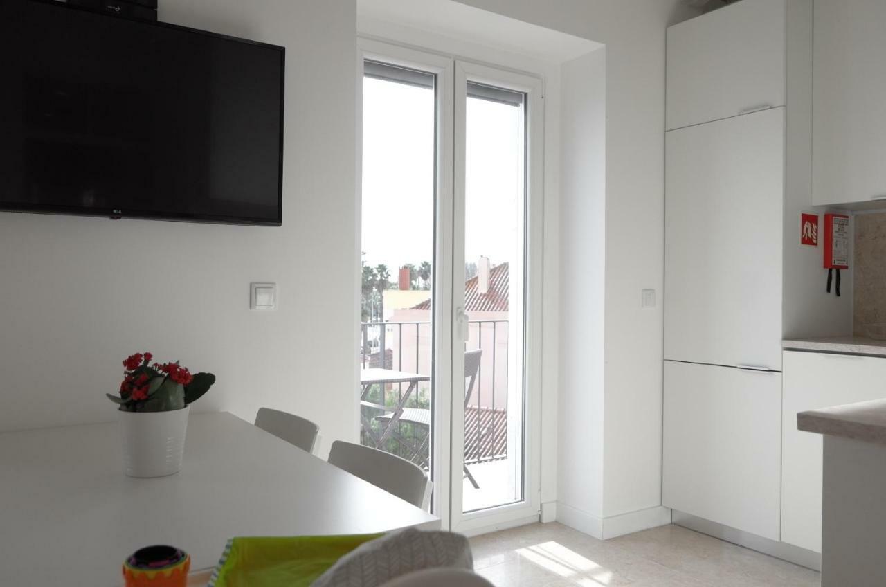 Ocean View Penthouse Lägenhet Paço de Arcos Exteriör bild