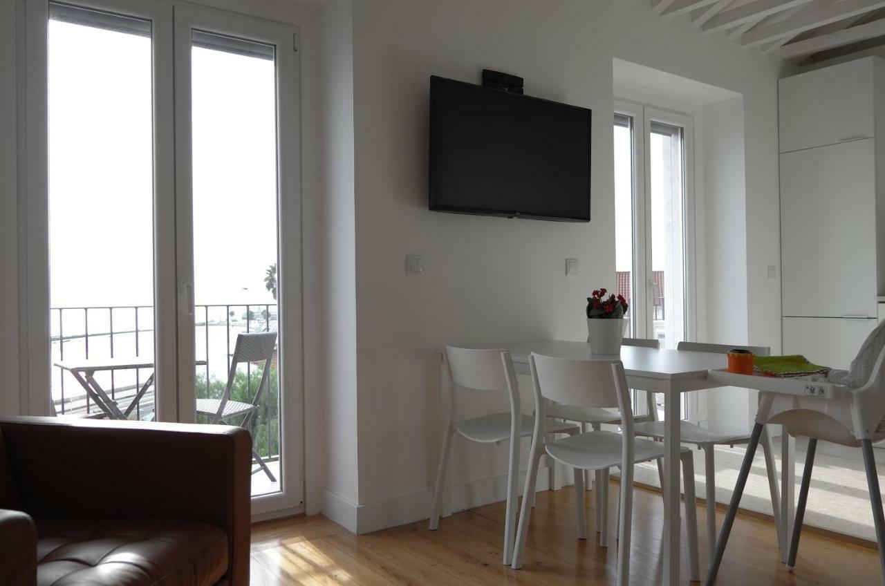 Ocean View Penthouse Lägenhet Paço de Arcos Exteriör bild